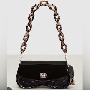 NWT COACHTOPIA BLACK PATENT WAVY DINKY